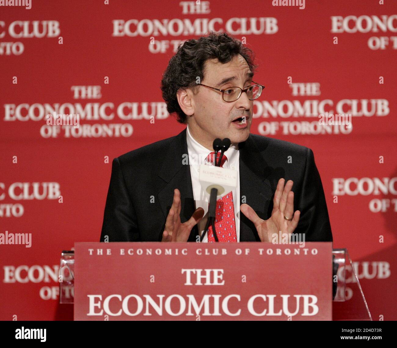 BCE President and CEO Michael Sabia addresses a lunchtime meeting of the Economic Club of Toronto, in Toronto, January 18, 2005. Sabia spoke about corporate responsibility, citing the telecommunication giant's response to the Asian Tsunami disaster, donating over C$1million in combined employee and corporate donations. REUTERS/J.P. Moczulski JPM Stock Photo