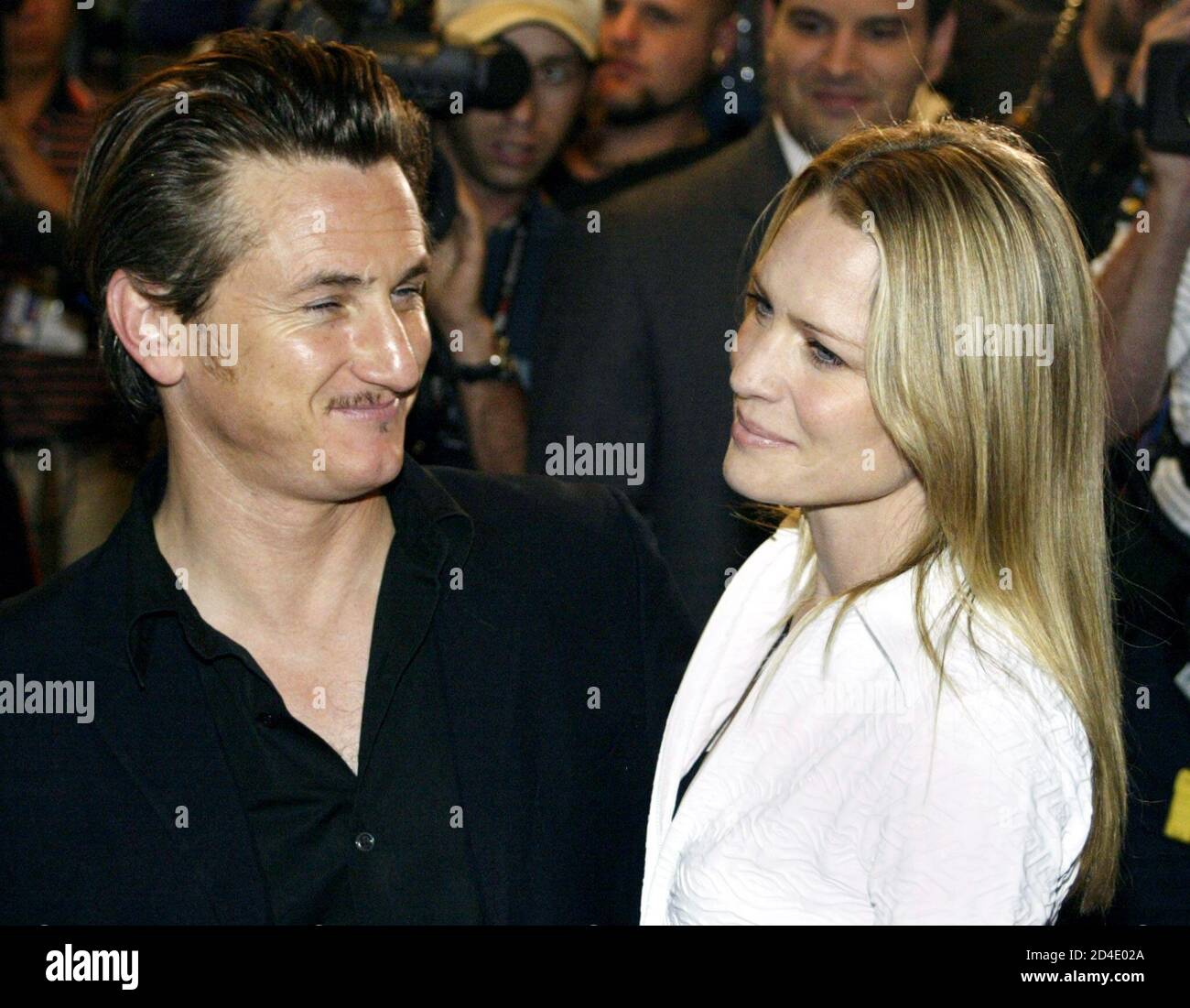 American actor Sean Penn (L) poses with his wife and actress Robin Wright Penn at the world premiere of the film American actor Sean Penn (L) poses with his wife and actress Robin Wright Penn at the world premiere of the film