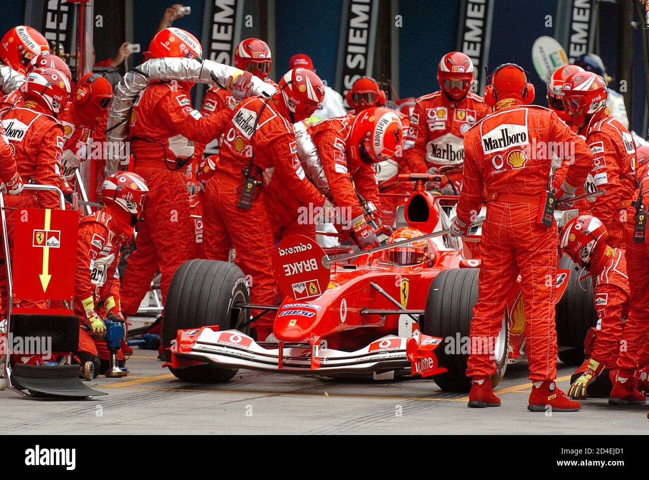 Michael schumacher pit stop in ferrari hires stock photography and