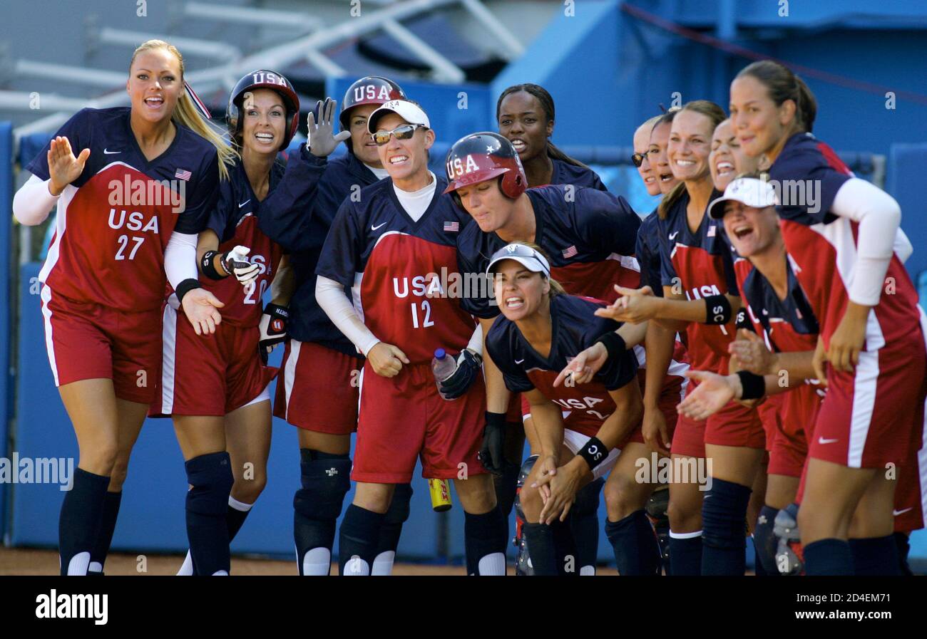 04 U S Olympic Softball Team High Resolution Stock Photography And Images Alamy