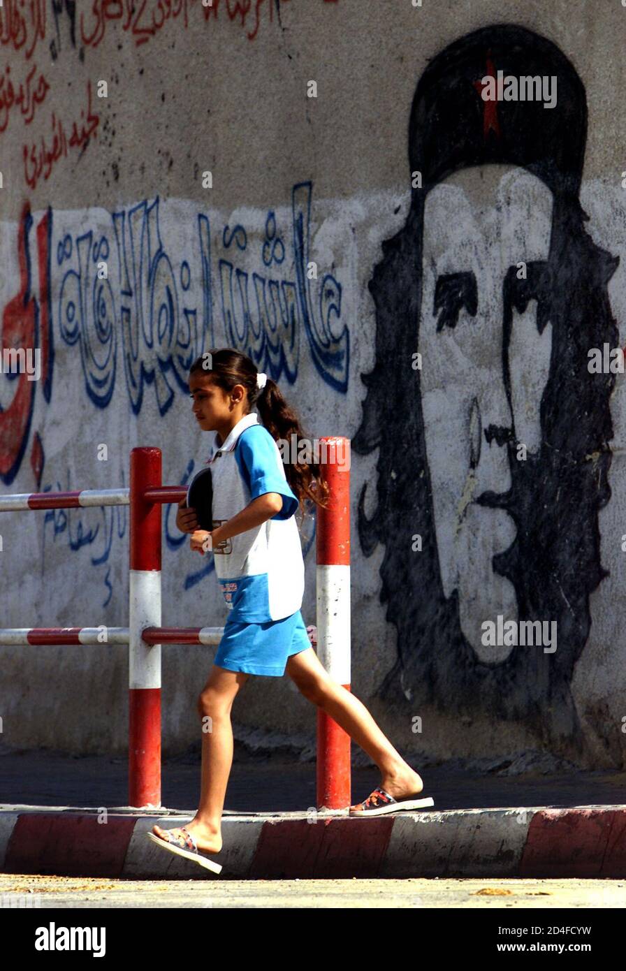guevara-gaza-hi-res-stock-photography-and-images-alamy