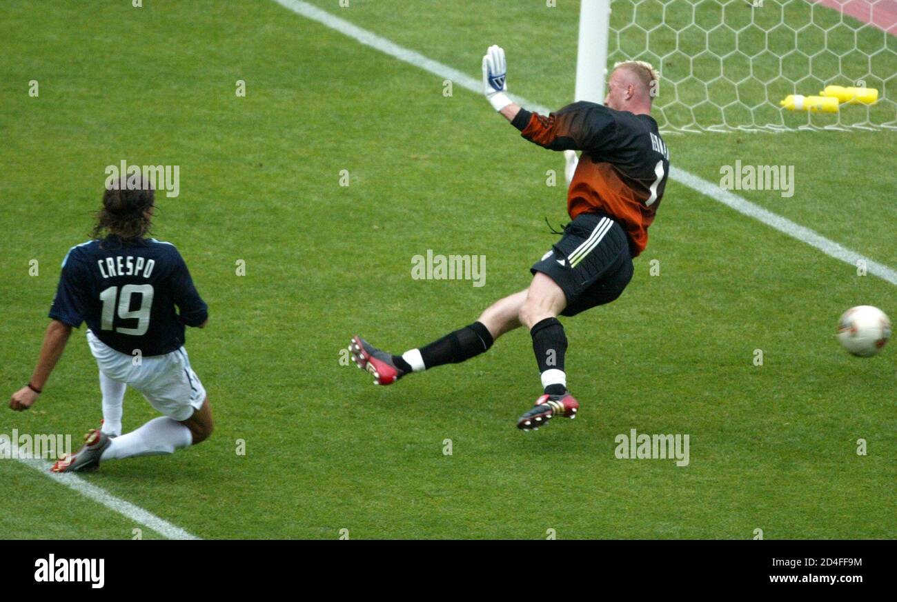 Argentina S Hernan Crespo L Shoots Past Sweden S Goalkeeper Magnus Hedman To Score Their First Goal During Their Group F Match At The World Cup Finals In Sendai June 12 02 Reuters Kai Pfaffenbach