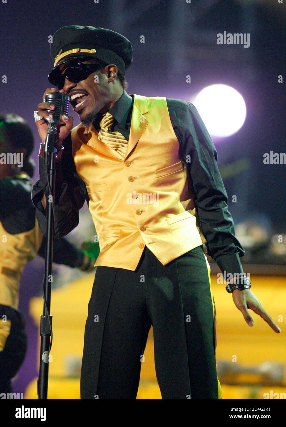 Hey ya outkast hires stock photography and images Alamy