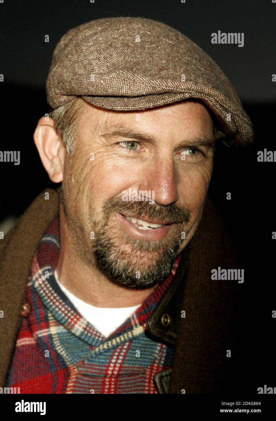 Kevin costner joan allen upside hires stock photography and images Alamy