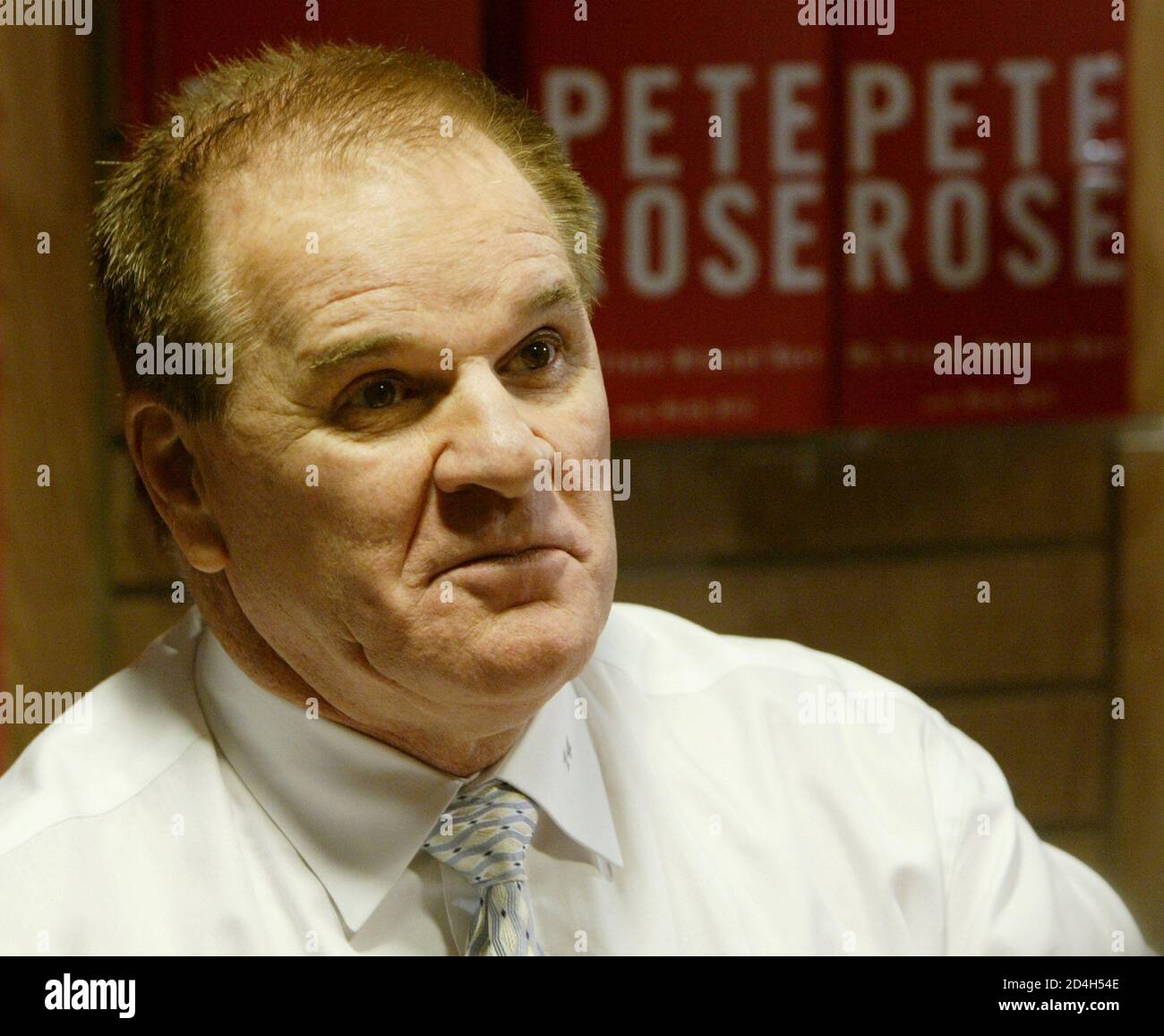 Former baseball player Pete Rose attends a book-signing session of his new  book "My Prison Without Bars," in New York, January 9, 2004. Rose's  confession this week that he wagered on baseball