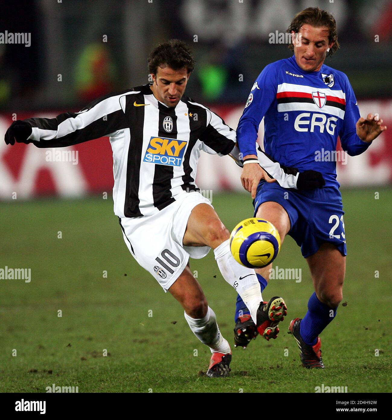 Juventus's Alessandro Del Piero (L) challenges Aimo Diana (R) of Sampdoria  during their Serie A match at the Delle Alpi stadium in Turin, northern  Italy, February 2, 2005. REUTERS/Daniele La Monaca DLM/THI