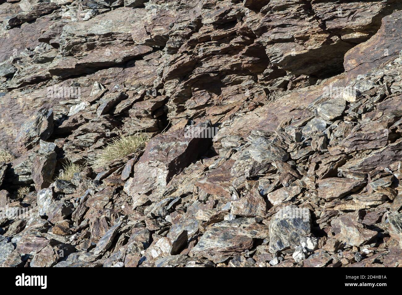 Sierra Nevada, España, Hiszpania, Spain, Spanien; Metamorphic rocks in the upper part of the mountains. Metamorphe Gesteine im oberen Teil der Berge Stock Photo