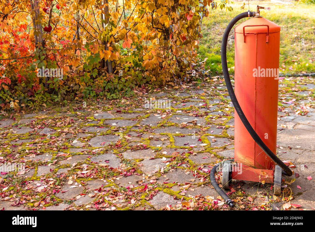 Liquefied petroleum gas tank hi-res stock photography and images - Alamy