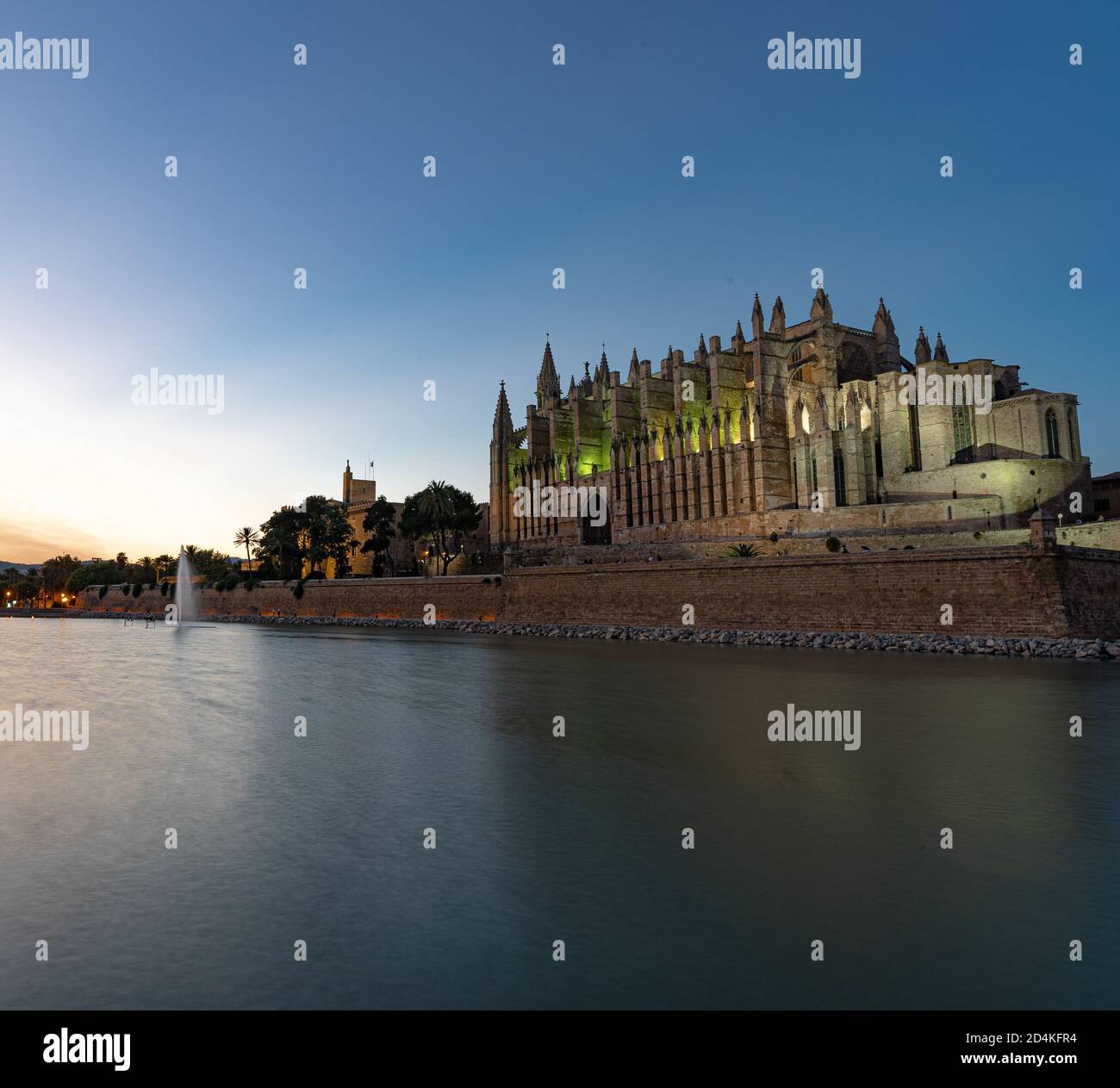 Palma Cathedral Reflections Architecture High Resolution Stock palma-cathedral-reflections-architecture-high-resolution-stock