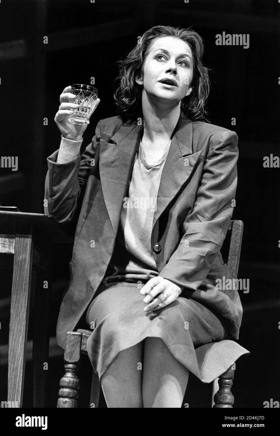 Helen Mirren (Grace) in FAITH HEALER by Brian Friel at the Royal Court Theatre, London SW1 02/03/1981  design: Kandis Cook  lighting: Jack Raby  assistant director: Danny Boyle  director: Christopher Fettes Stock Photo
