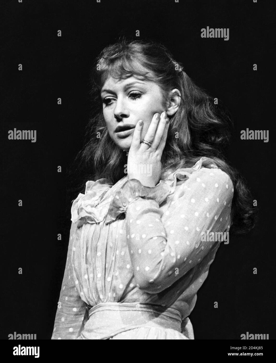 Helen Mirren (Nina) in THE SEAGULL by Chekhov at the Lyric Theatre, London W1  28/10/1975  design: Alan Tagg  director: Lindsay Anderson Stock Photo