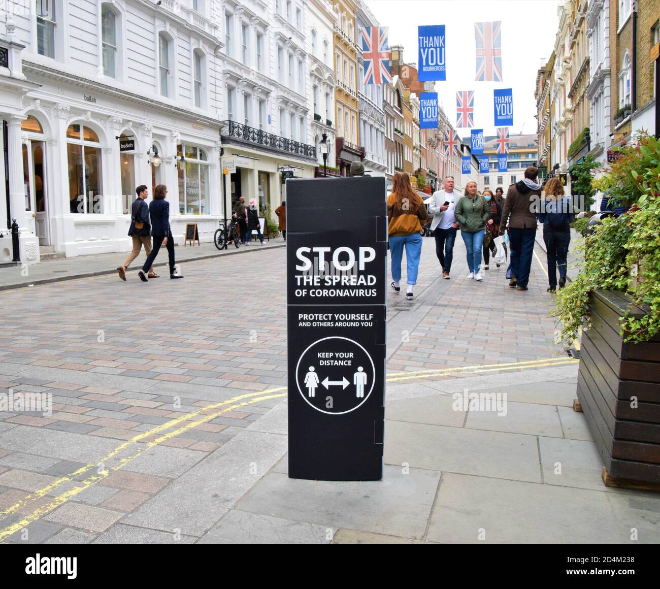 Stop The Spread Of Coronavirus street sign in Covent Garden, London, UK ...