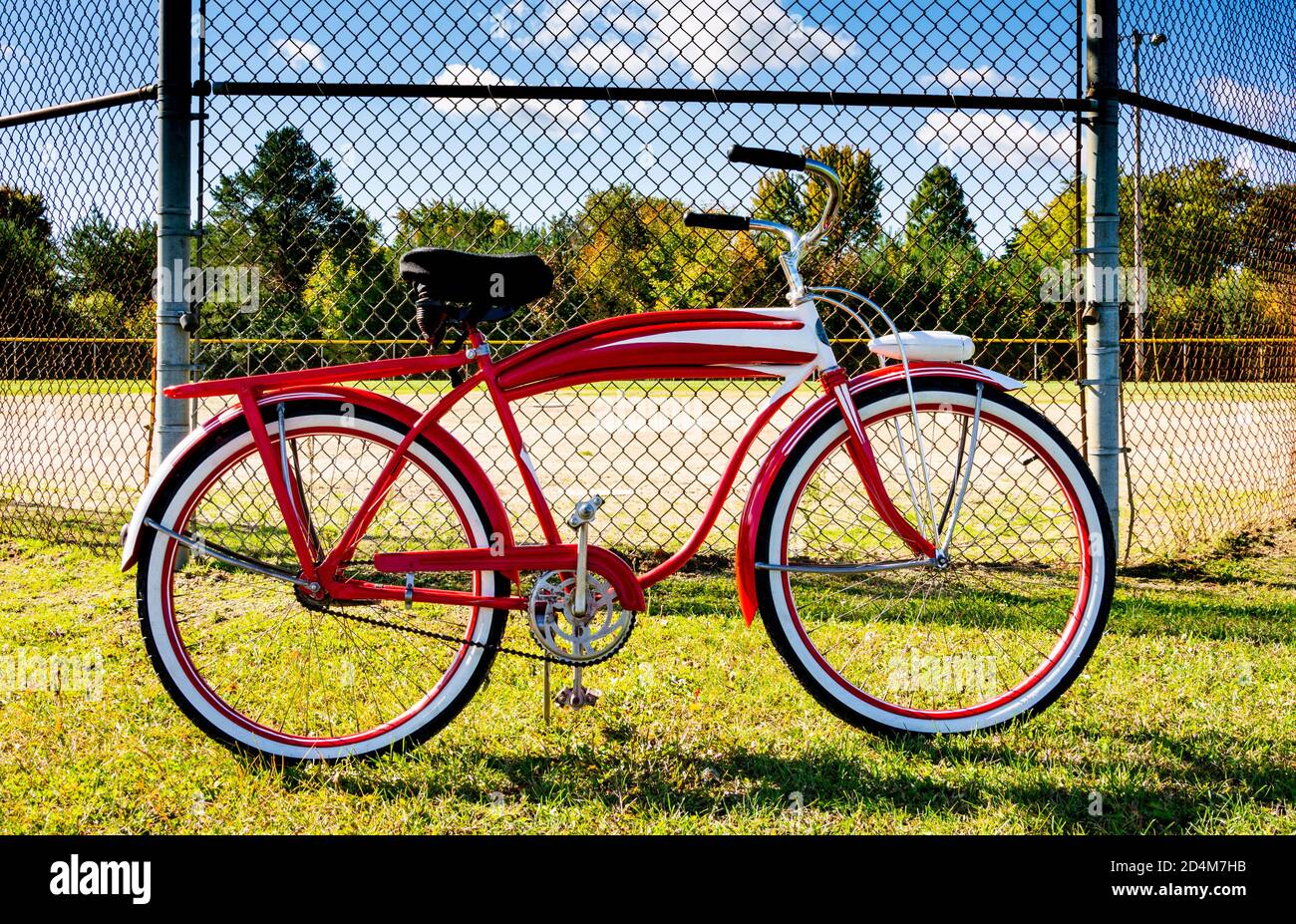 1940s bicycle hi-res stock photography and images - Alamy 1940s bicycle hi-res stock photography and images - Alamy
