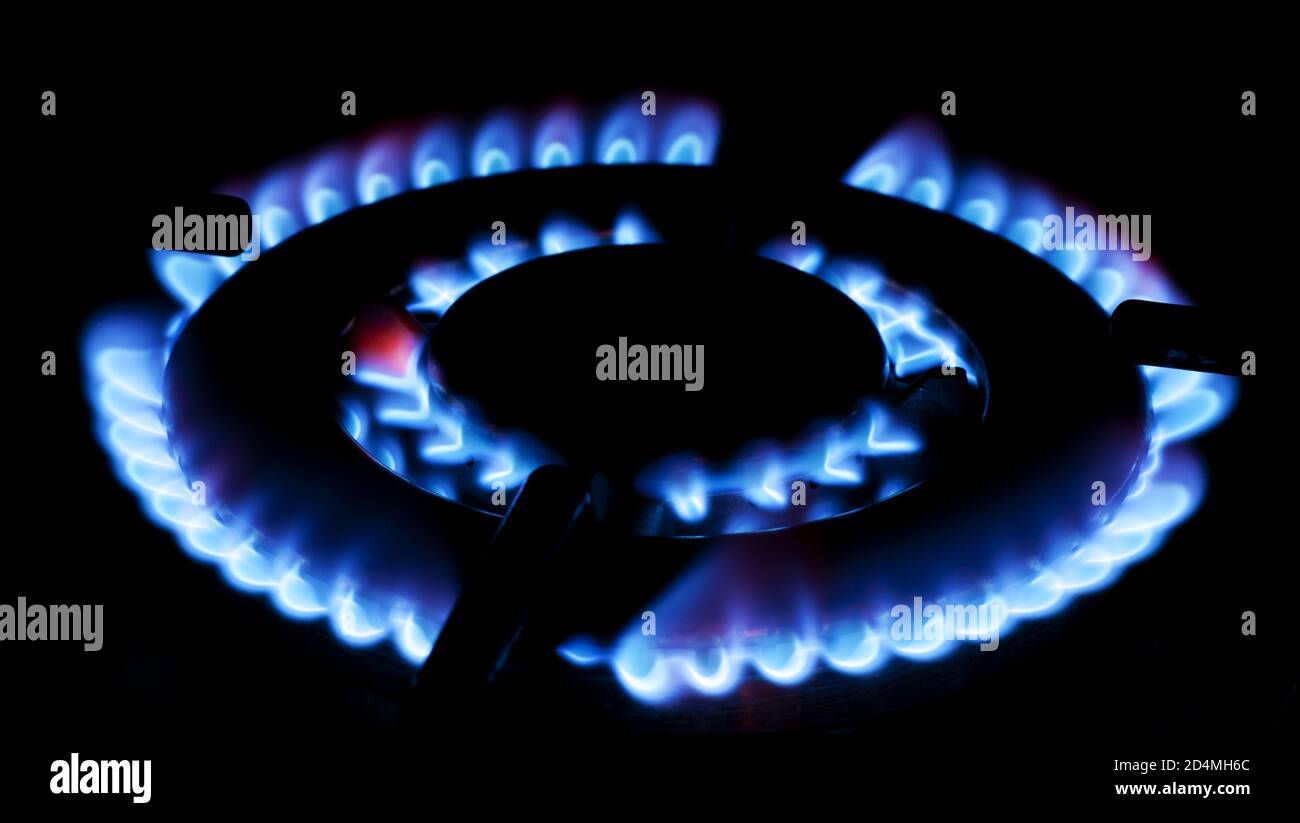 Dangerous stoves hires stock photography and images Alamy