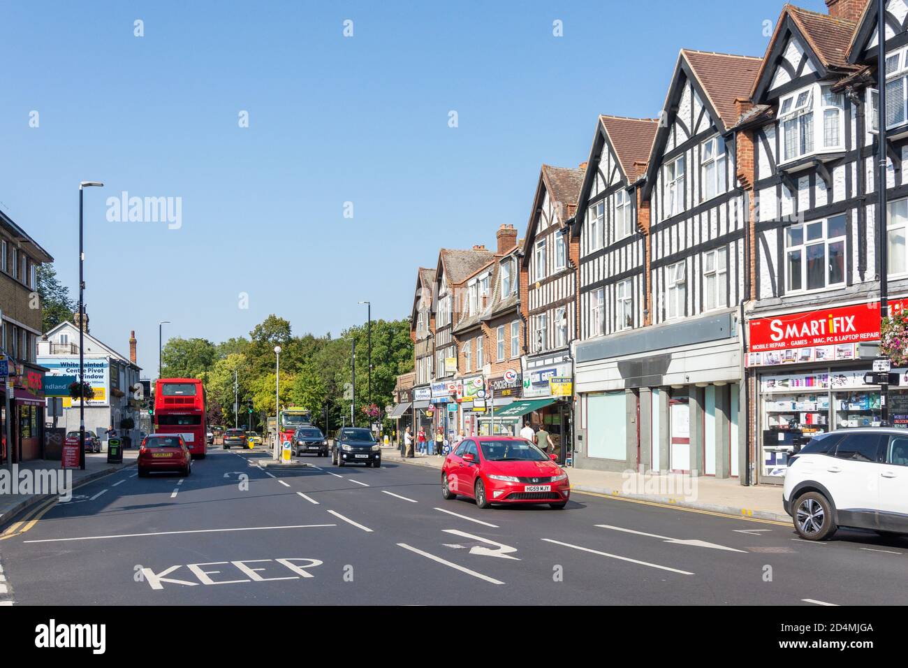 Central Road, Worcester Park, London Borough of Sutton, Greater London ...