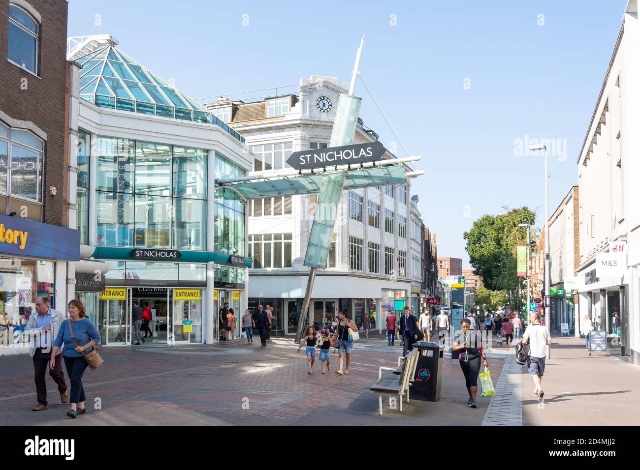 St. Nicholas Centre, High Street, Sutton, London Borough of Sutton, Greater London, England, United Kingdom Stock Photo