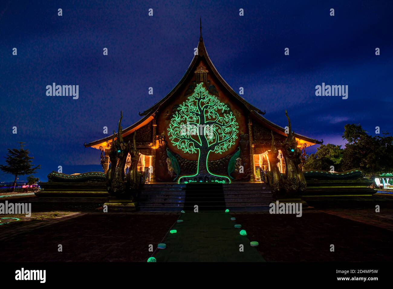 Twilight Shot Of Sirindhorn Wararam Phu Prao Temple Is Public Temple In Twilight Shot Of Sirindhorn Wararam Phu Prao Temple Is Public Temple In