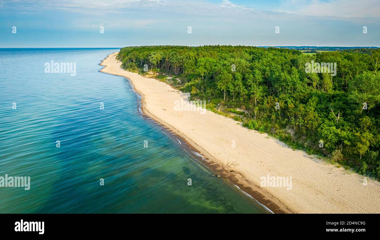 Aerial view empty beach sea hi-res stock photography and images - Alamy