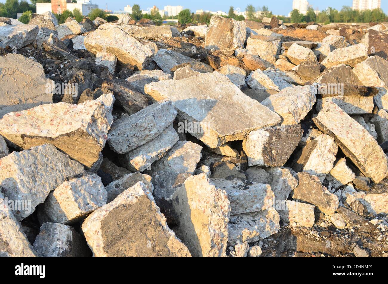 Slab Rubble Old destroyed concrete slab hi-res stock photography and images - Alamy