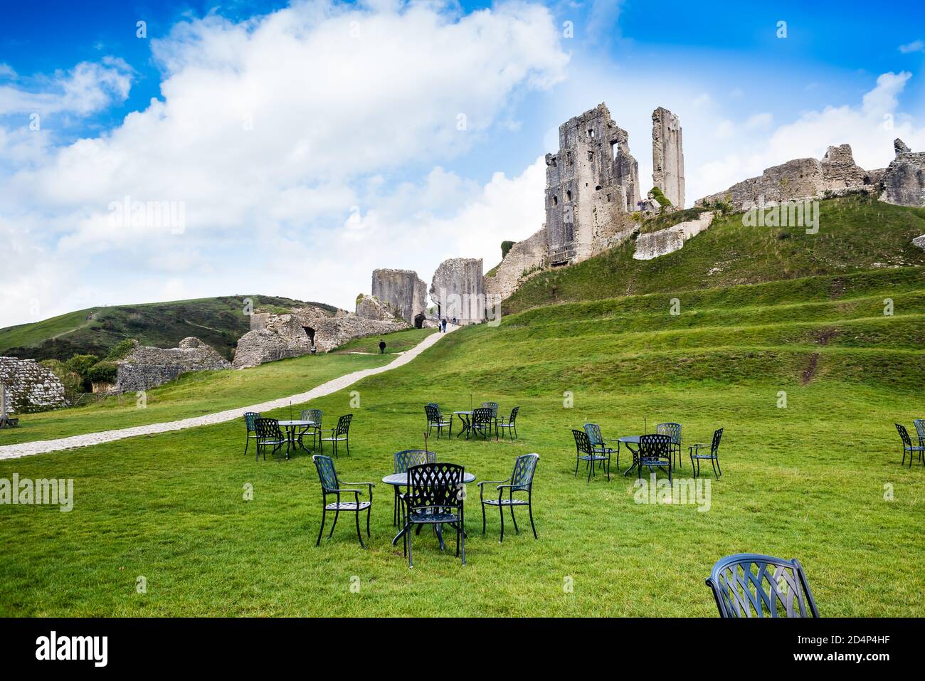 Corfe Castle. A medieval fortress Stock Photo - Alamy