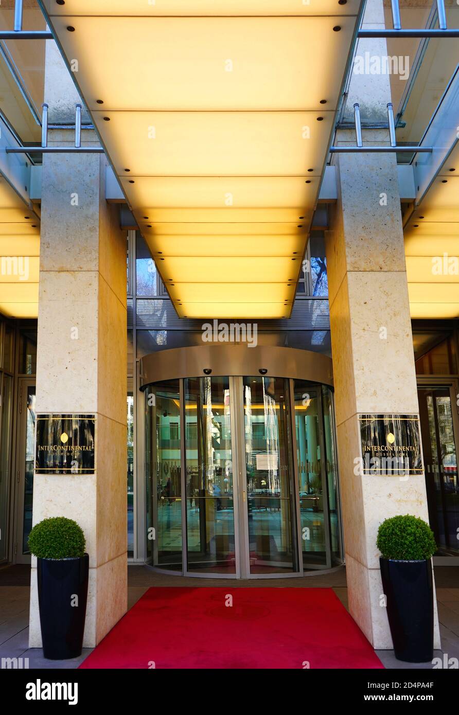 The entrance of the 5 star hotel Intercontinental on Königsallee in Düsseldorf, one of the leading business hotels in town. Stock Photo