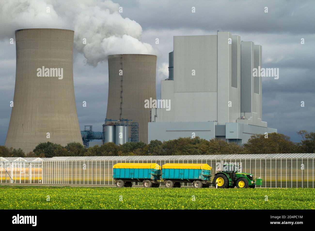 greenhouse park at the lignite-fired power plant Neurath in Grevenbroich,  North Rhine-Westphalia, Germany. The neighboring power plant of RWE Power p  Stock Photo - Alamy