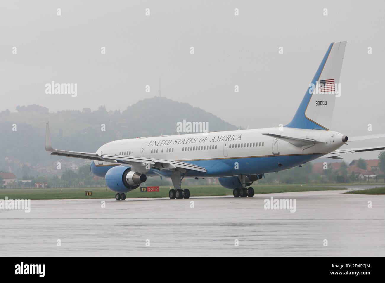 Airplane The Boeing C-32, Boeing 757-2G4Air Force Two  of  Vice President Joe Biden prepare from  Sarajevo, Bosnia and Herzegovina, 20, May, 2009. Stock Photo