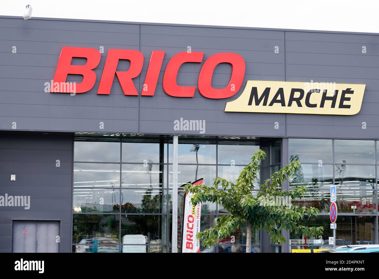 Logotipo Da Marca Bricomarche Super Store Intermarche Imagem de Stock  Editorial - Imagem de europeu, cartaz: 226232689