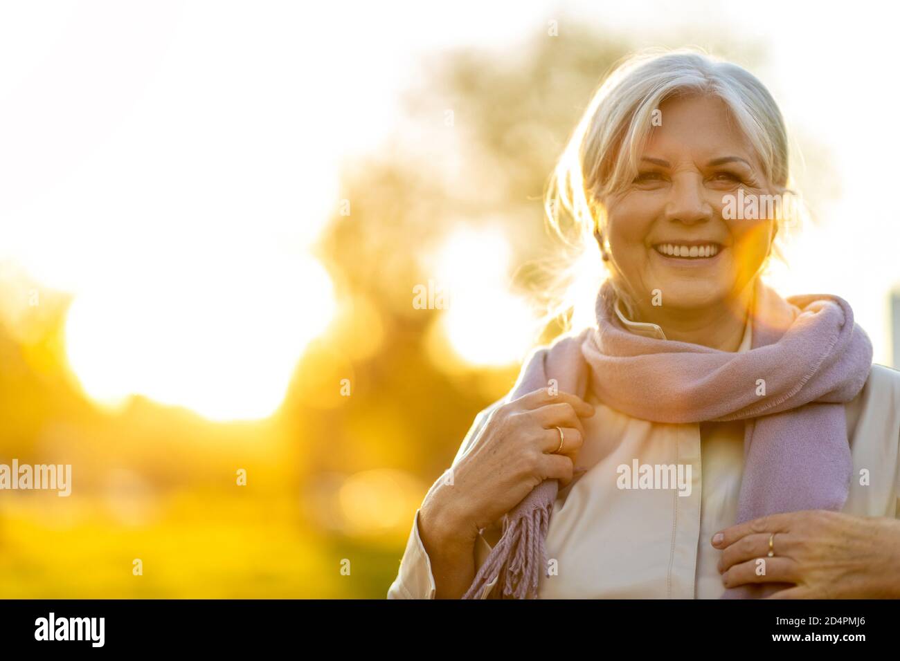 Real old woman hi-res stock photography and images - Alamy