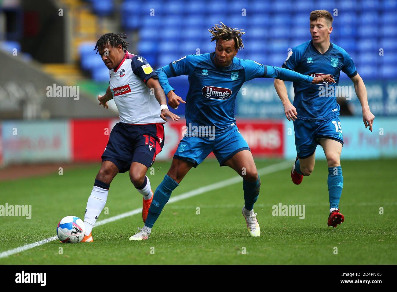 Boltons Jamie Mascoll battles with Grimsbys Matt Green during the Sky Bet League 2 match between Bolton Wanderers and Grimsby Town at the Reebok Stadium, Bolton on Saturday 10th October 2020. (Credit: Chris Donnelly | MI News) Credit: MI News & Sport /Alamy Live News Stock Photo