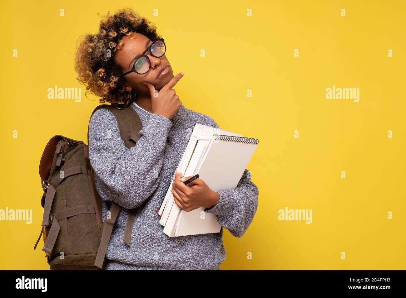 Woman curly hair glasses hi-res stock photography and images - Alamy