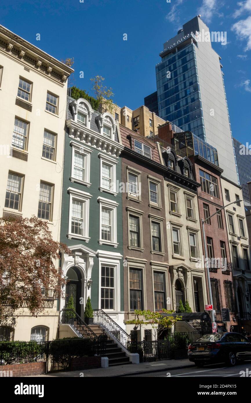 Brownstone Apartment Buildings on East 38th Street, Murray Hill, NYC, USA Stock Photo