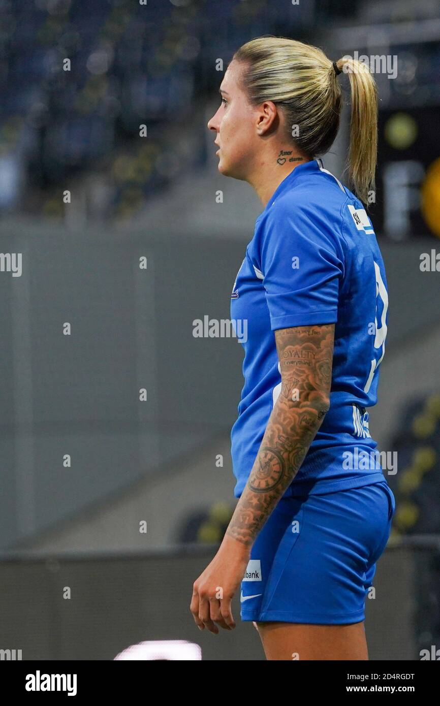 10 10 2020 Bern Wankdorf Stadium Axa Women S Super League Bsc Yb Women Fc Luzern Melanie Mueller Luzern In Action Stock Photo Alamy