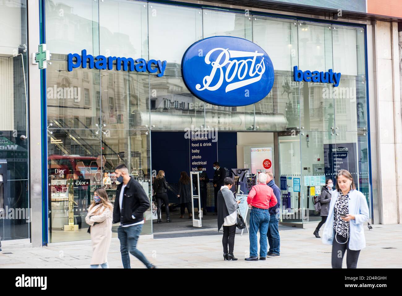Boots pharmacy and beauty store front Stock Photo
