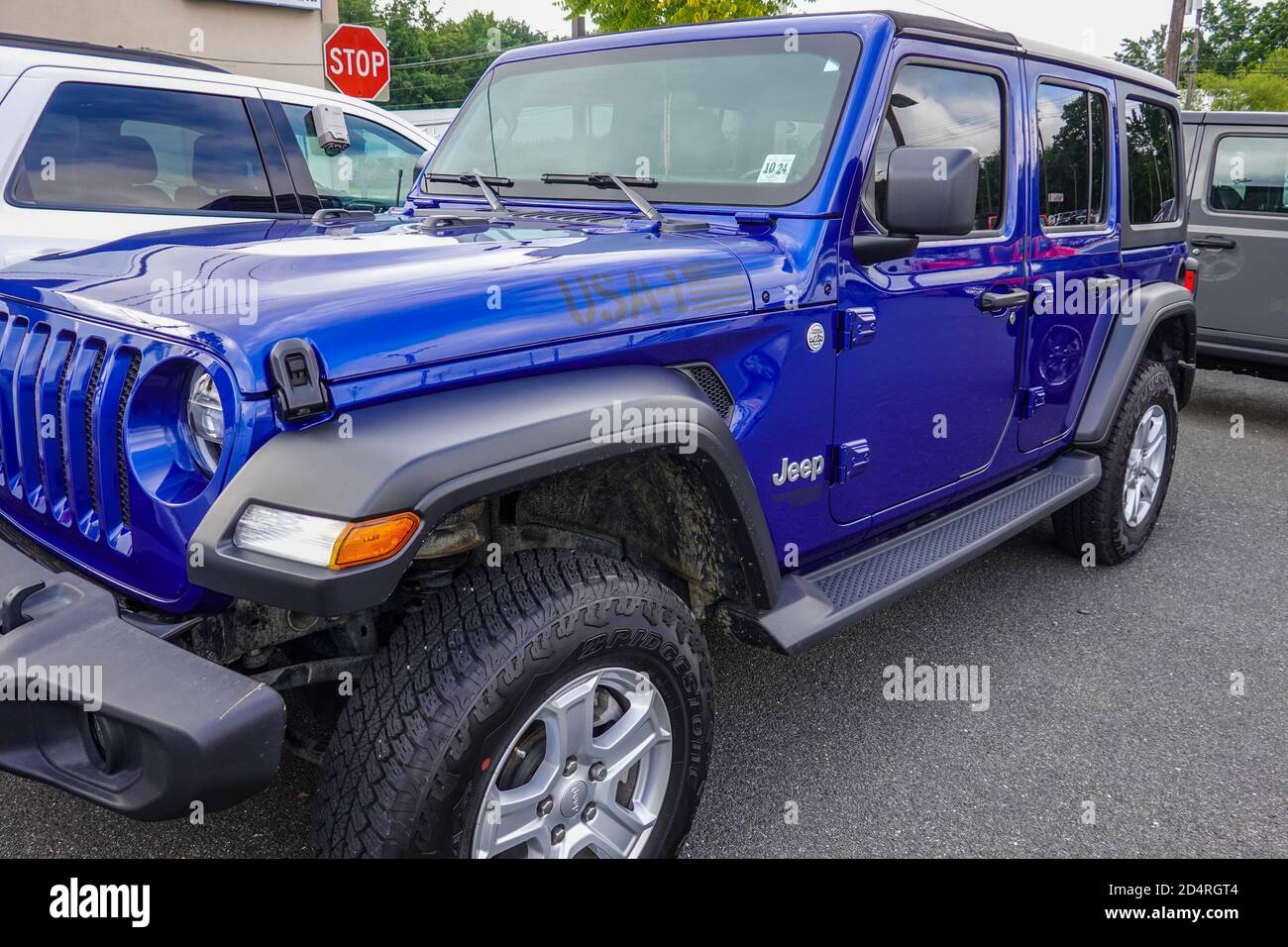 Jeep Wrangler Sport High Resolution Stock Photography And Images Alamy