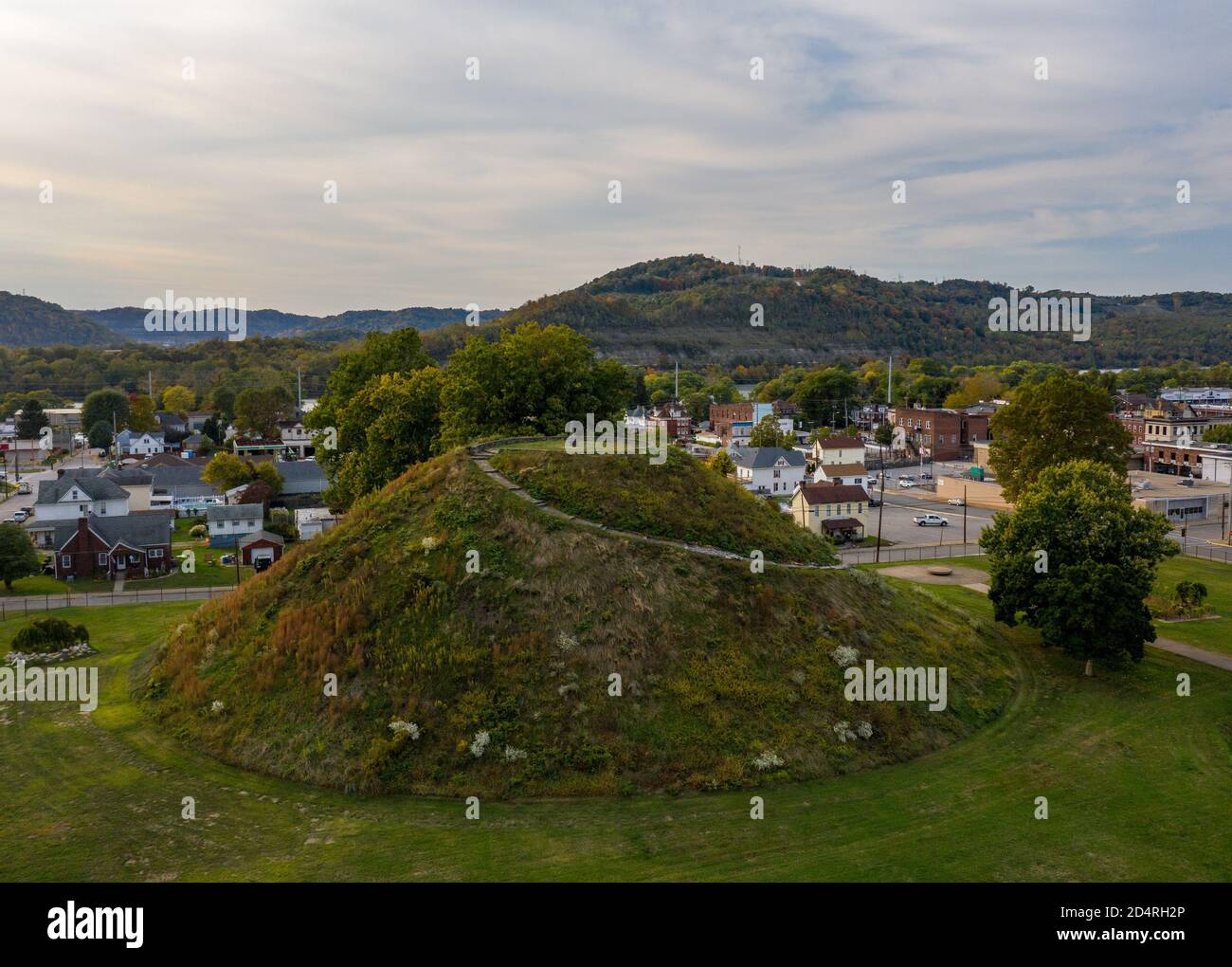 Moundsville mound hires stock photography and images Alamy