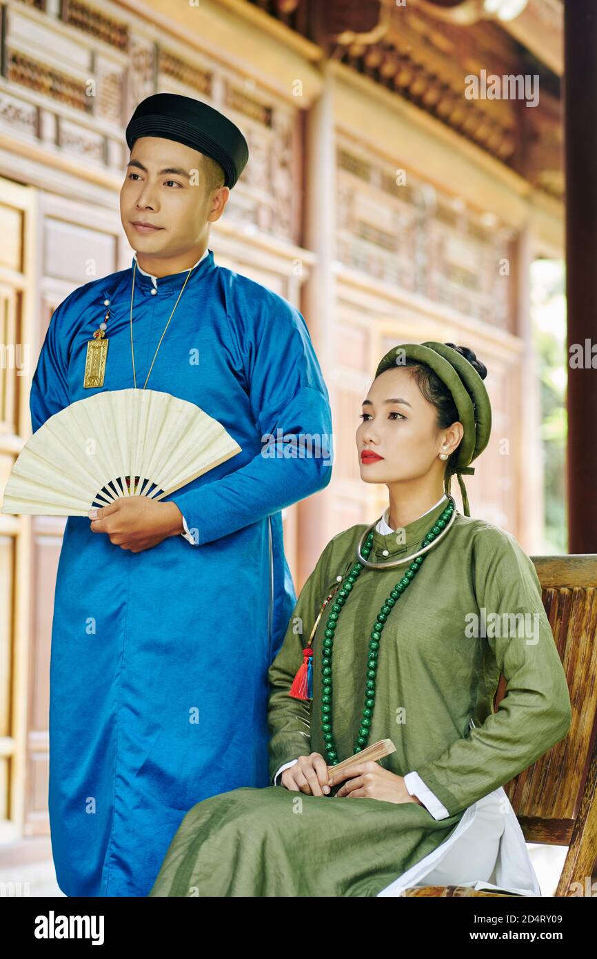 dress of vietnam