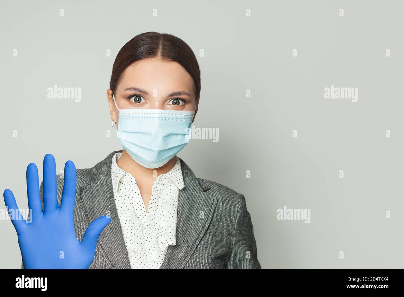 Girl wearing mask and gloves hi-res stock photography and images - Alamy