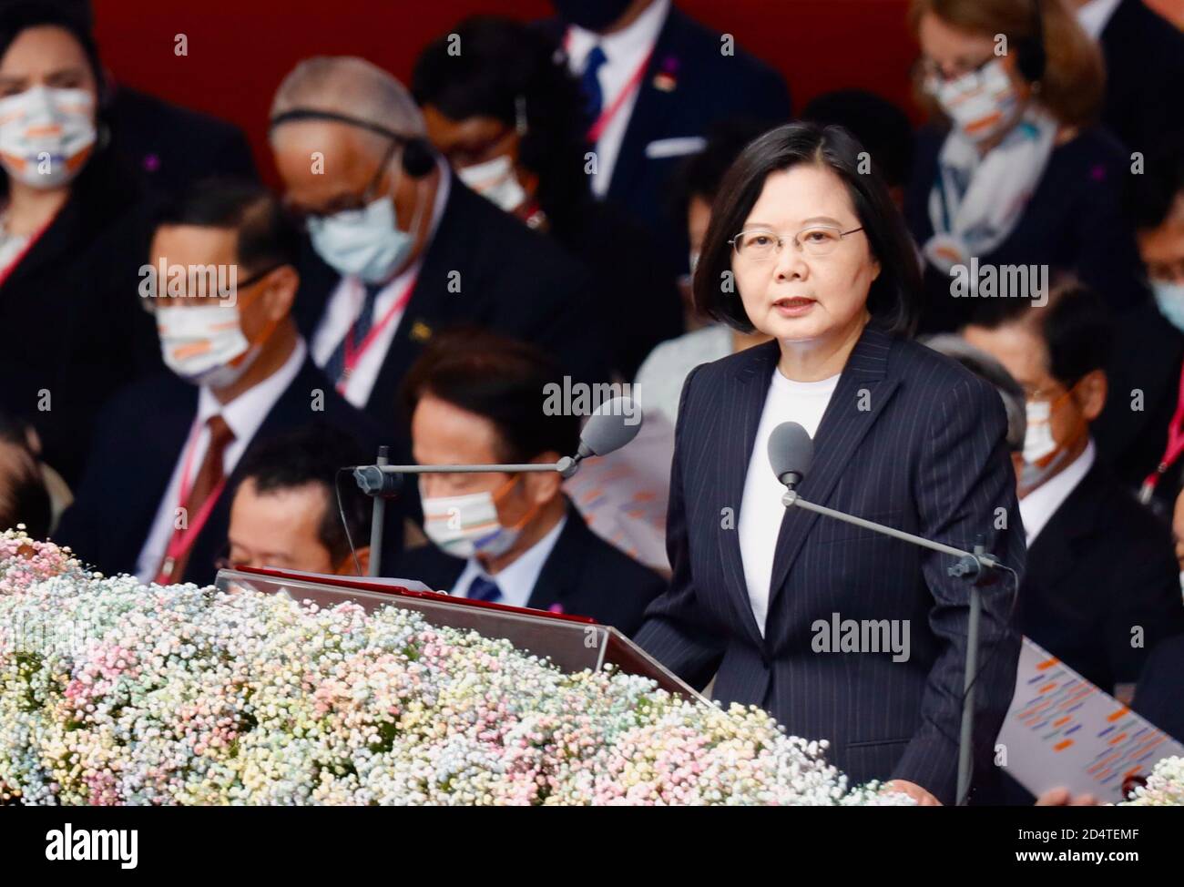 Taipei City, Taiwam. 10th Oct, 2020. Taiwan President Tsai Ing-wen delivers the 2020 national day address, as troops of honor guards parading, saluting for the 109th annivesary of the establishment of the country, in Taipei City, Taiwan, on 10 October 2020. In her speech, Tsai stressed her administration's determination to safeguard national security of theisland and outlined the country's post-pandemic economic strategies. (Ceng Shou Yi/ Credit: Sipa USA/Alamy Live News Stock Photo