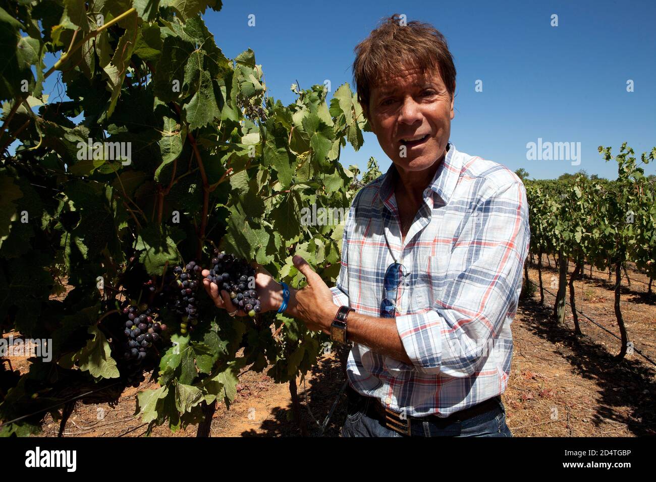 Cliff Richard at his Adoga do Cantor winery in Albufeira,Algarve,Portugal Stock Photo