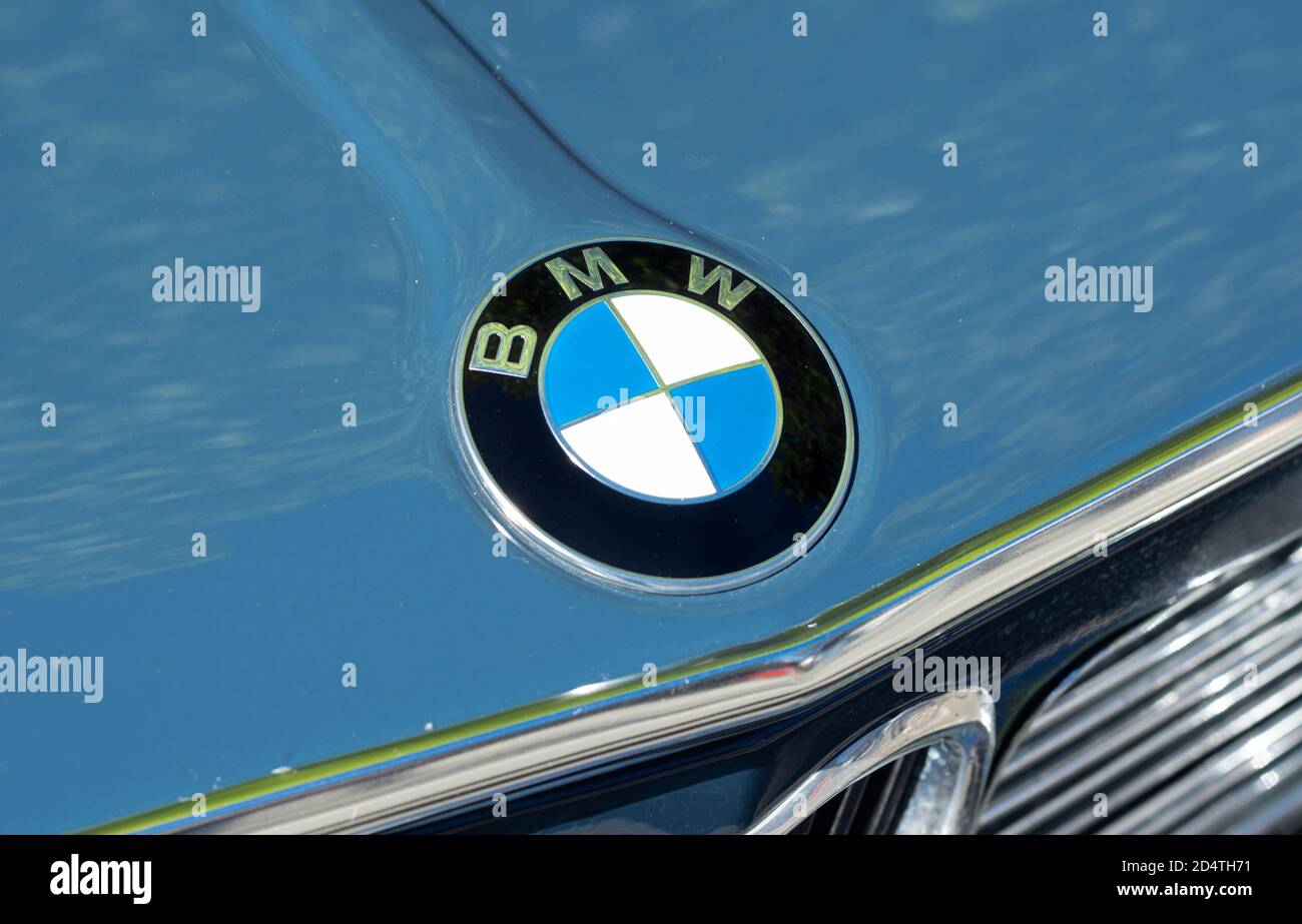 BMW 2002 bonnet badge Stock Photo - Alamy