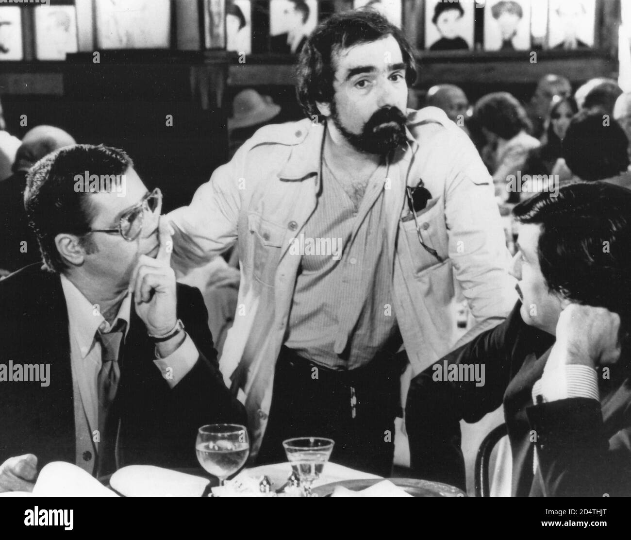 JERRY LEWIS, MARTIN SCORSESE and ROBERT DE NIRO in THE KING OF COMEDY (1982), directed by MARTIN SCORSESE. Copyright: Editorial use only. No merchandising or book covers. This is a publicly distributed handout. Access rights only, no license of copyright provided. Only to be reproduced in conjunction with promotion of this film. Credit: 20TH CENTURY FOX / Album Stock Photo