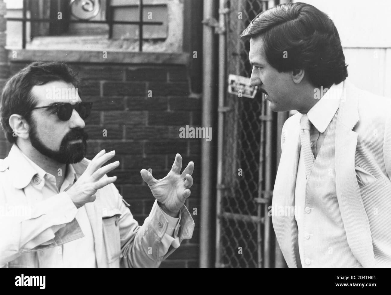 MARTIN SCORSESE and ROBERT DE NIRO in THE KING OF COMEDY (1982), directed by MARTIN SCORSESE. Copyright: Editorial use only. No merchandising or book covers. This is a publicly distributed handout. Access rights only, no license of copyright provided. Only to be reproduced in conjunction with promotion of this film. Credit: 20TH CENTURY FOX / Album Stock Photo