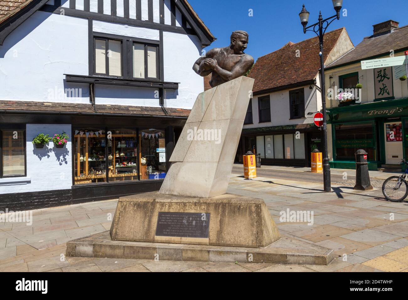 The bronze statue of England rugby legend Prince Alexander Obolensky  (by Harry Gray) on Cromwell Square, St. Nicholas Street, Ipswich, Suffolk, UK. Stock Photo