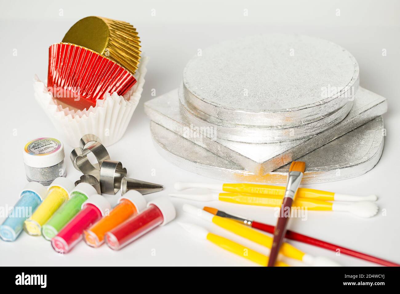 Cake making utensils Stock Photo Alamy