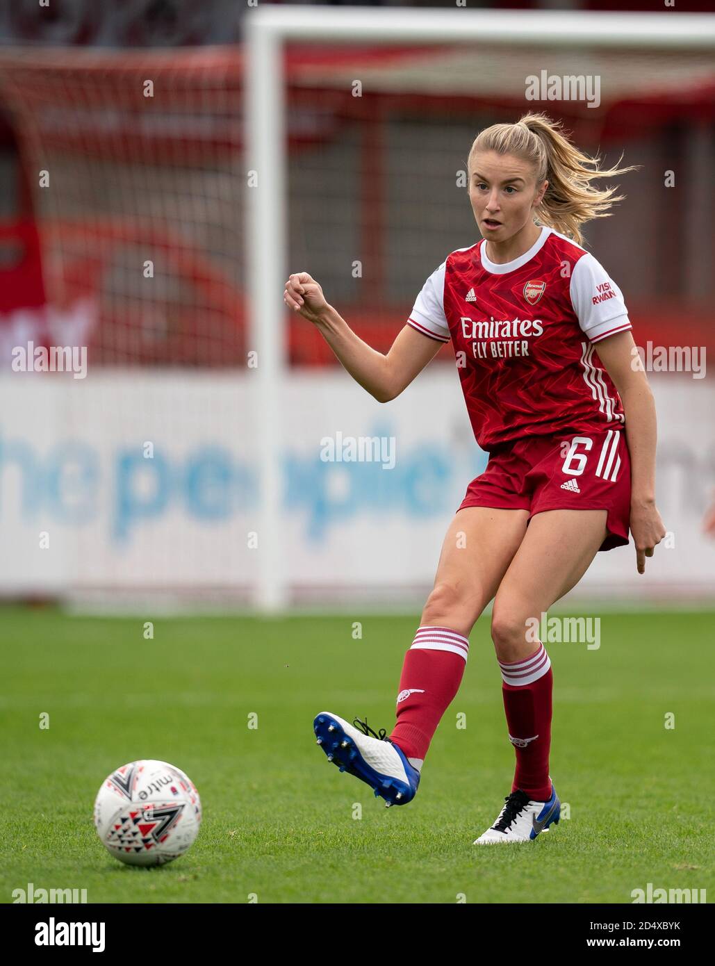 Crawley, UK. 11th Oct, 2020. Leah Williamson of Arsenal during the FAWSL match between Brighton and Hove Albion and Arsenal Women at The People's Pension Stadium, Crawley, England on 11 October 2020. Photo by Andy Rowland. Credit: PRiME Media Images/Alamy Live News Stock Photo