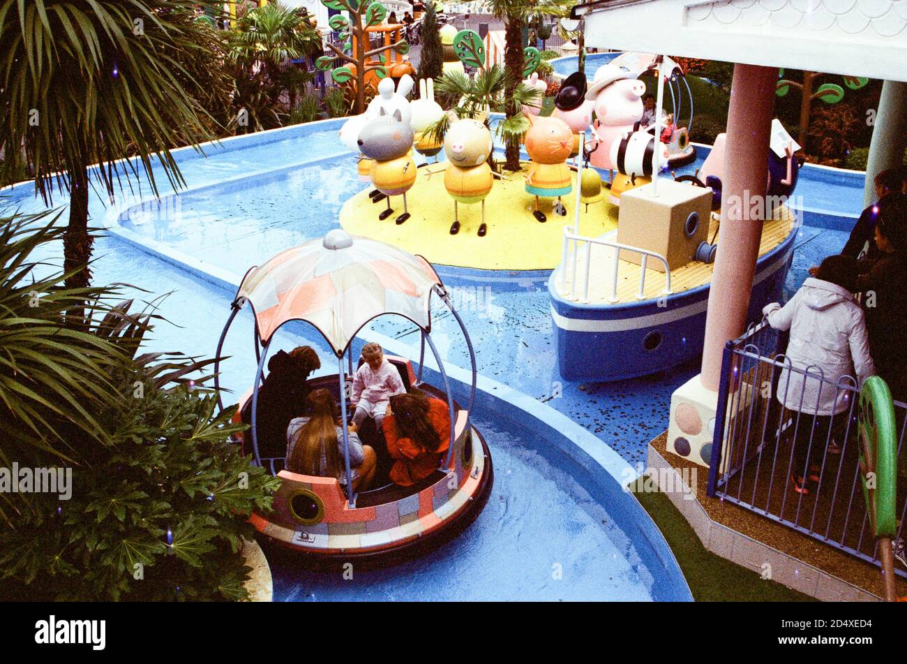 Grampy Rabbits Sailing club ride at Peppa Pig World,Paultons Park ...