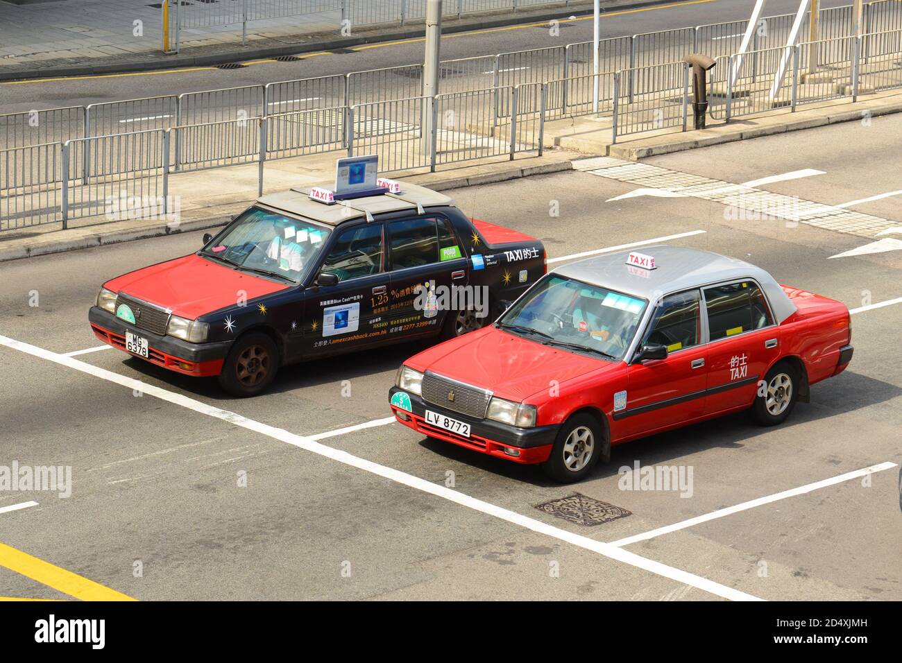 Hong Kong Urban red Toyota Crown Confort YXS10 four seats