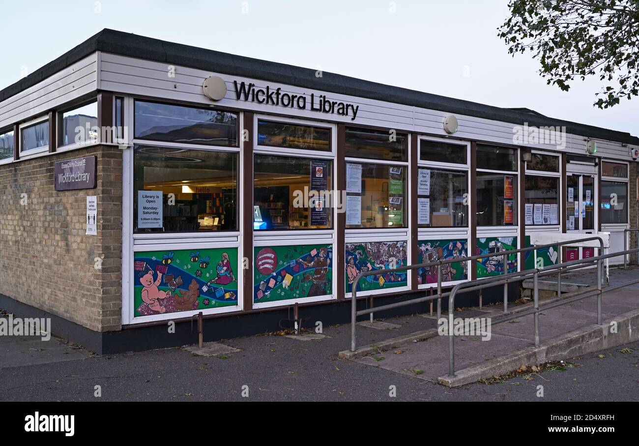 Public library in Market Road, Wickford, Essex Stock Photo
