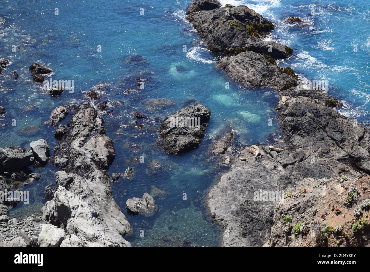 Coastal rock formations hi-res stock photography and images - Alamy
